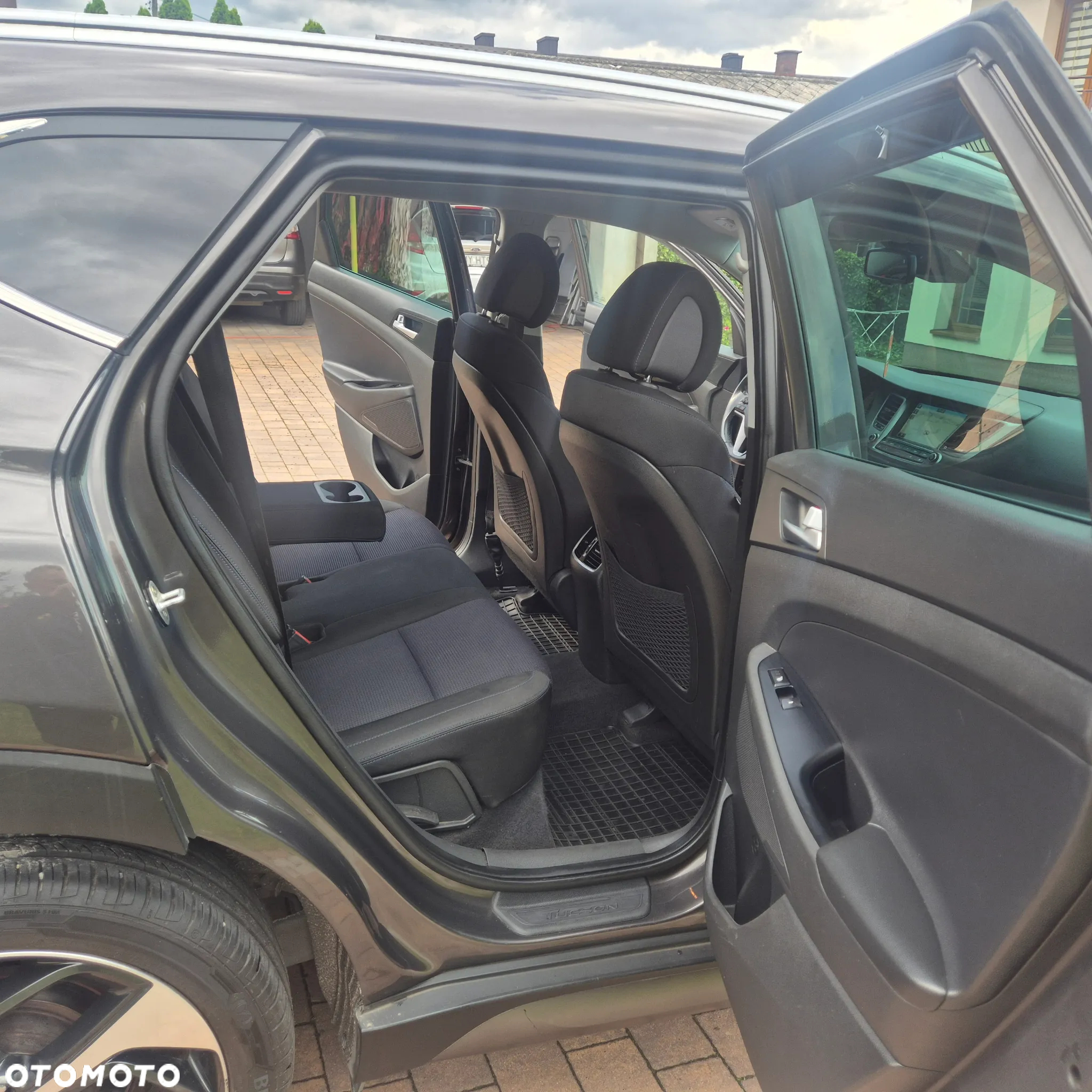 Hyundai Tucson 1.7 CRDI BlueDrive Comfort 2WD - 15