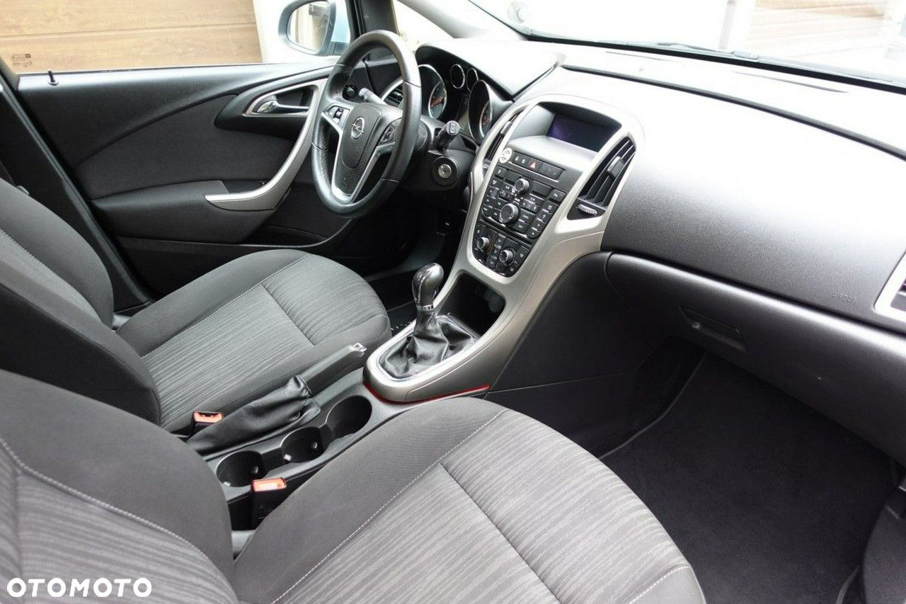 Opel Astra - 12