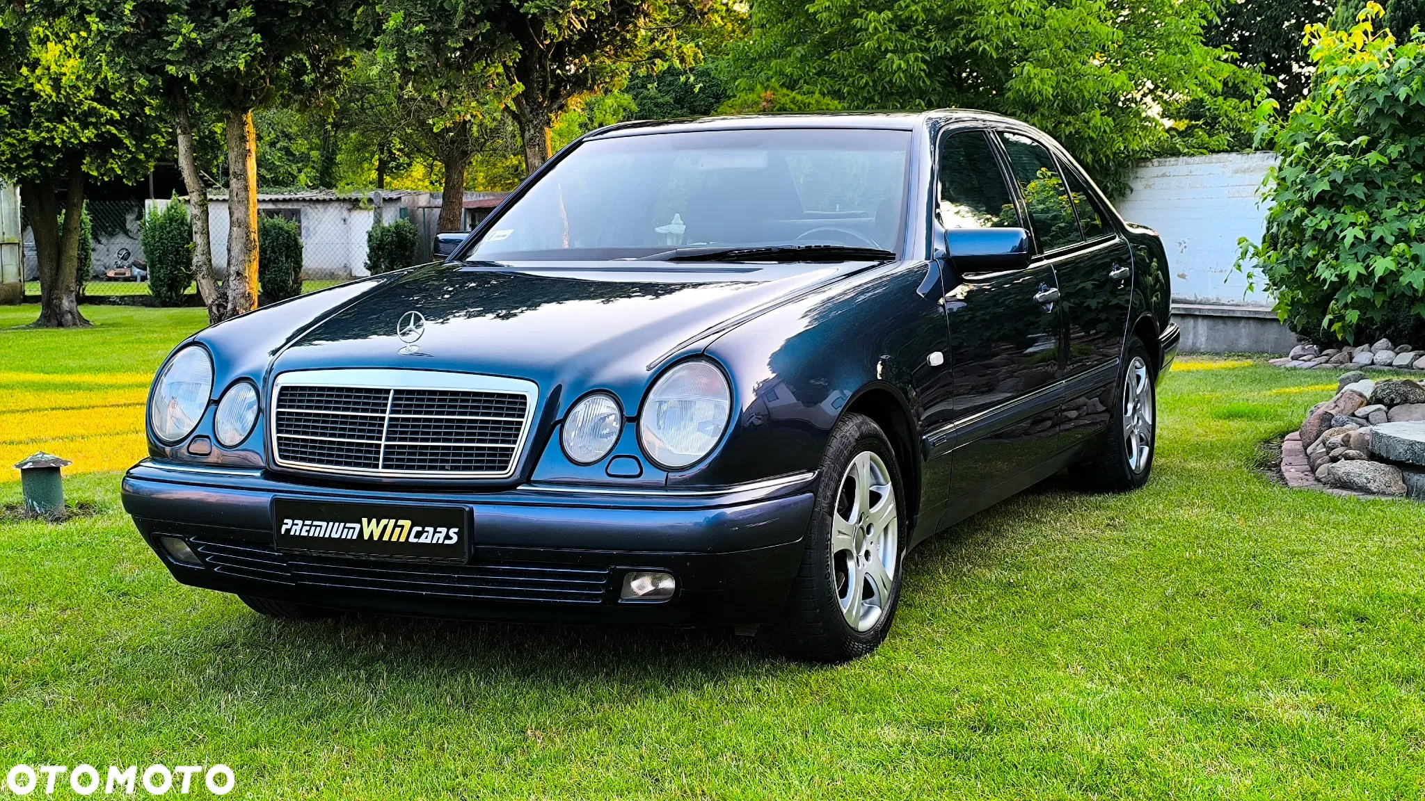Mercedes-Benz Klasa E 240 T Elegance - 3