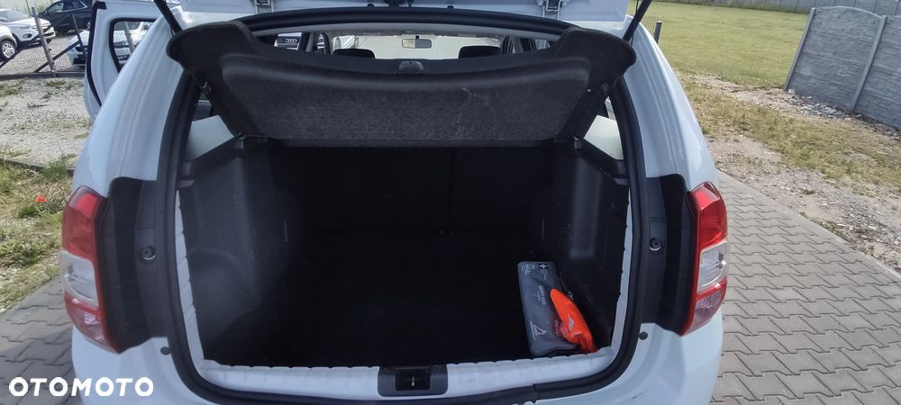 Dacia Duster SCe 115 4x2 Essentiel - 27