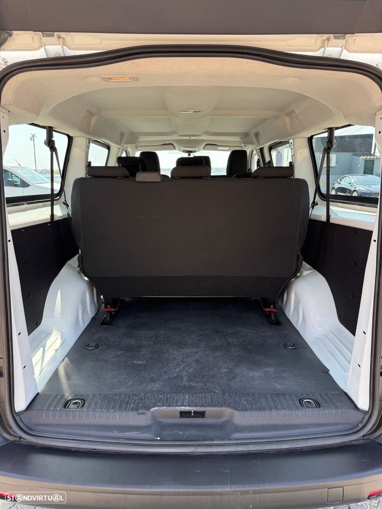 Peugeot Expert 1.5 BlueHDi L2H1 Semi-Vidrado - 12