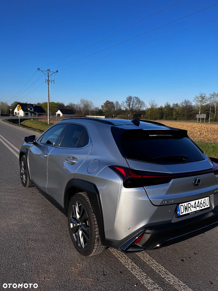 Lexus UX 200 GPF F Sport 2WD - 8