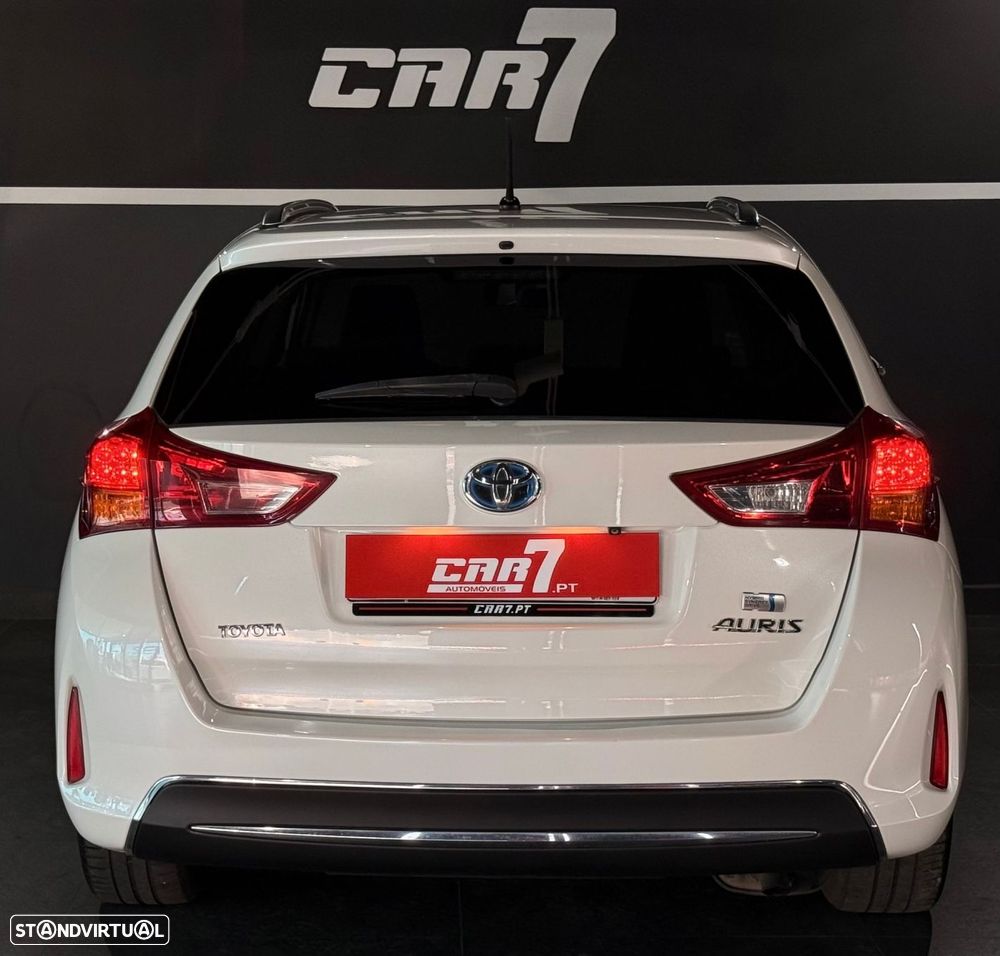 Toyota Auris Touring Sports 2014 photo 5