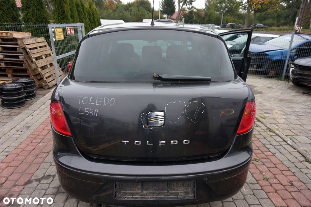 KLAPA BAGAŻNIKA TYLNA TOLEDO III 5P LS9N  CZARNY SEAT 2004-2009 - 1