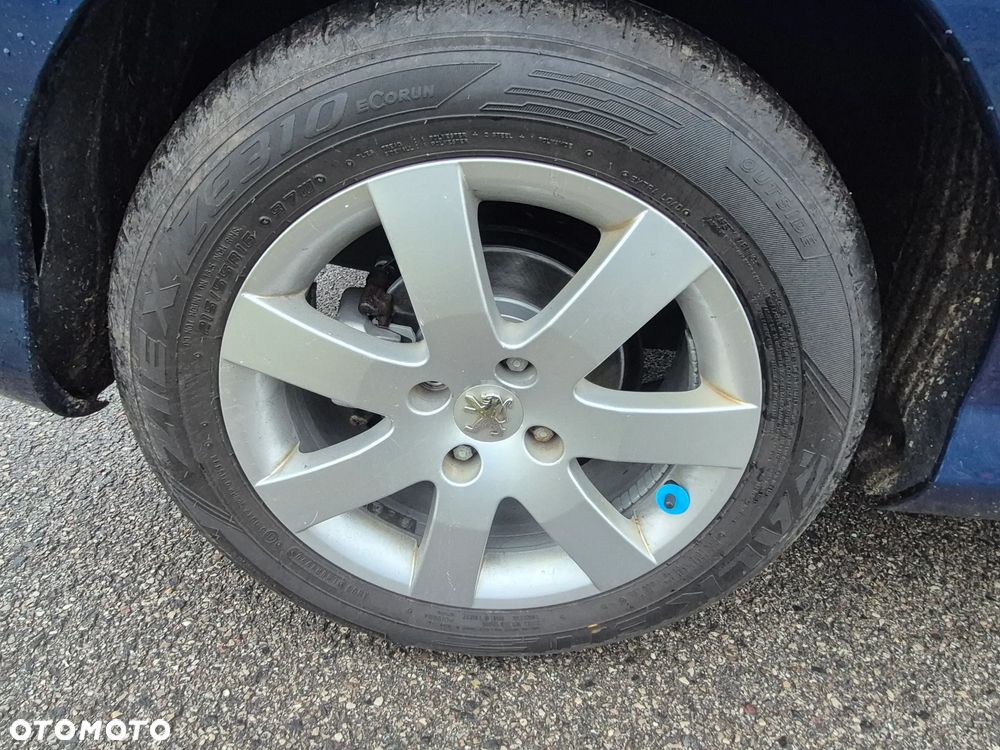 Peugeot 308 2.0 HDi Premium Plus - 10