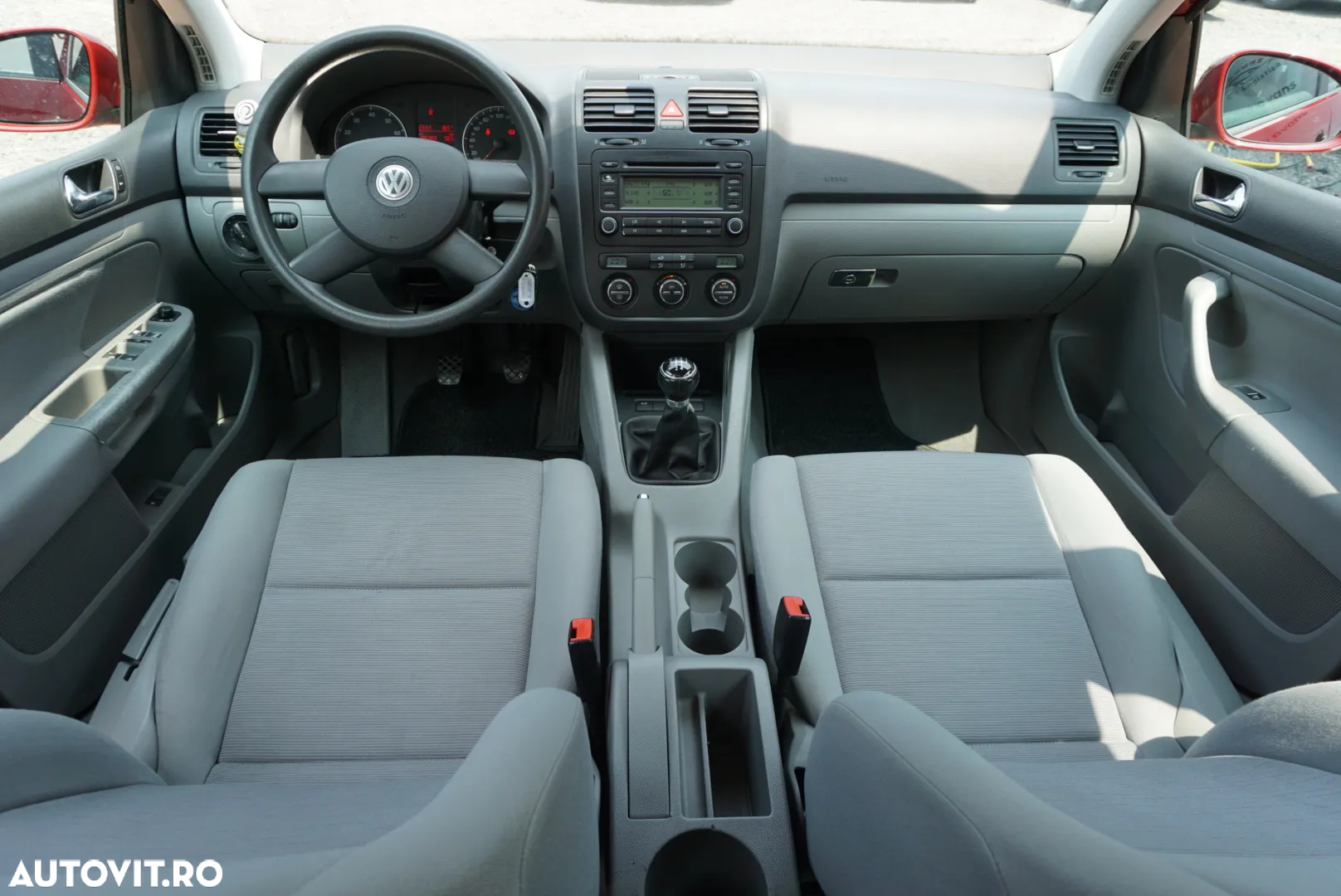 Volkswagen Golf 1.6 Comfortline - 19