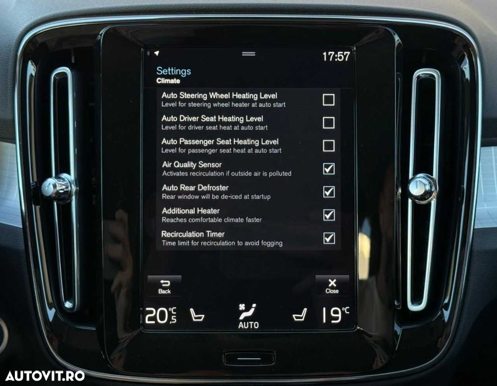 Volvo XC 40 Recharge T4 Twin Engine AT7 Inscription Expression - 39