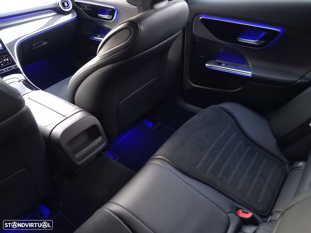 Mercedes-Benz C 220 d AMG Line - 37