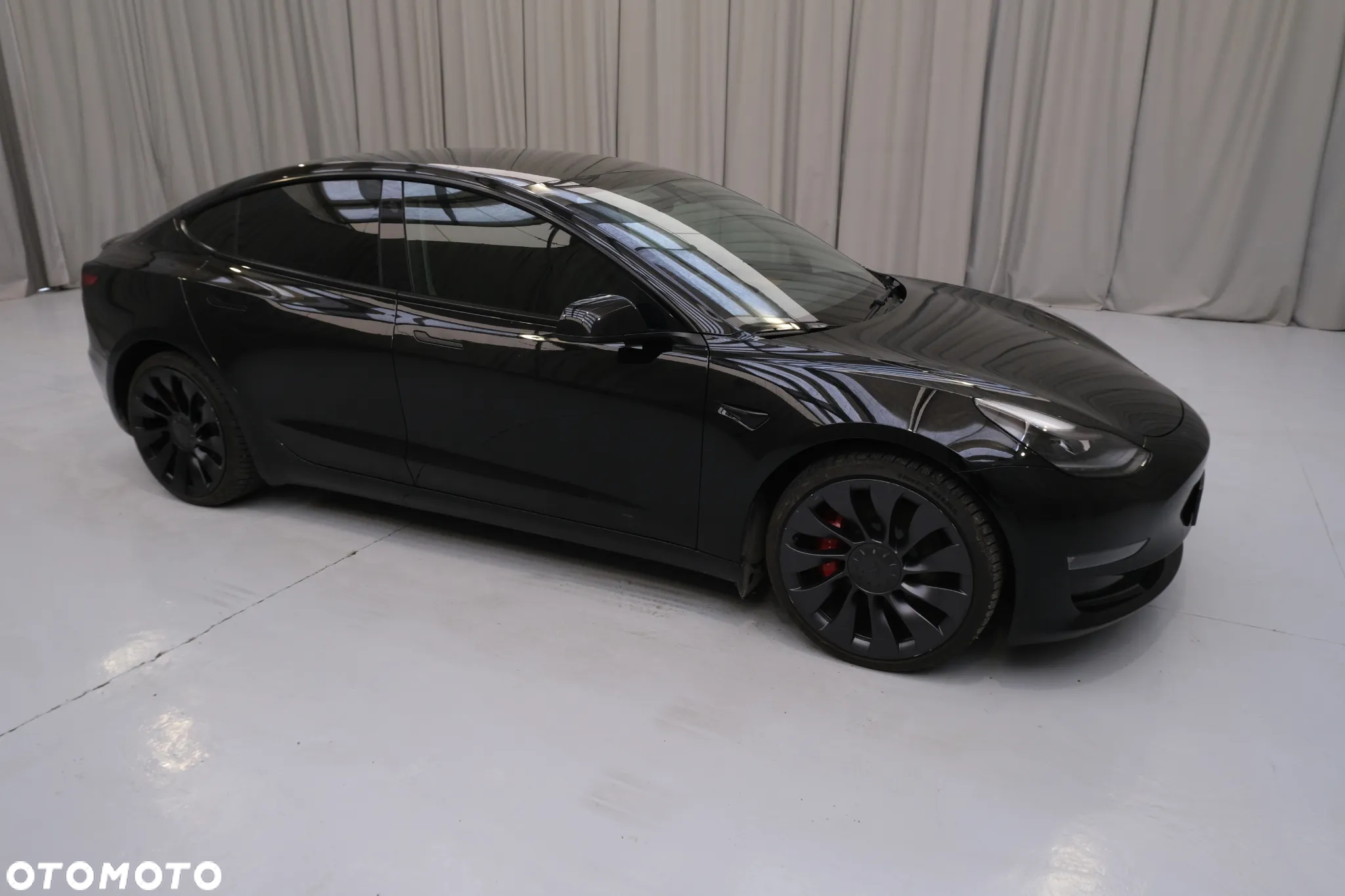 Tesla Model 3 Performance AWD - 10
