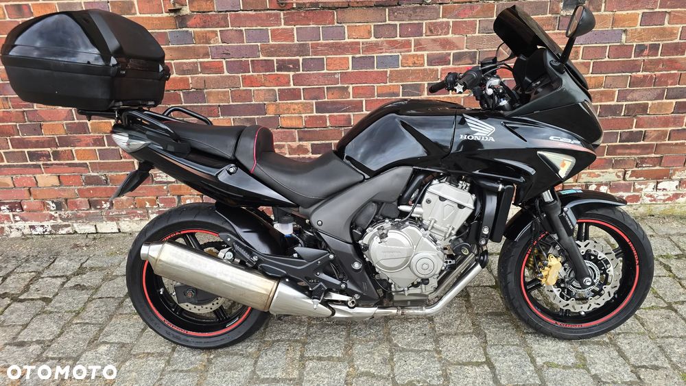 Honda CBF - 24