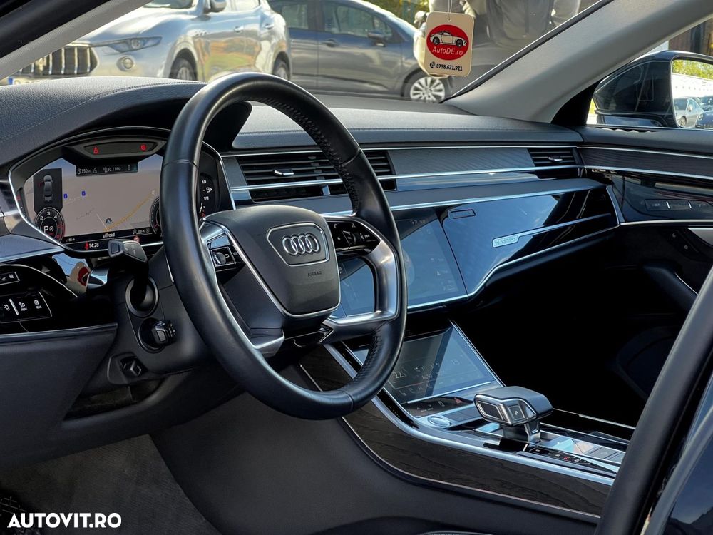 Audi A8 - 12