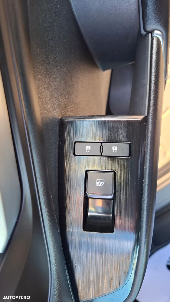 Nissan Qashqai 1.3 DIG-T MHEV Xtronic N-Connecta - 16