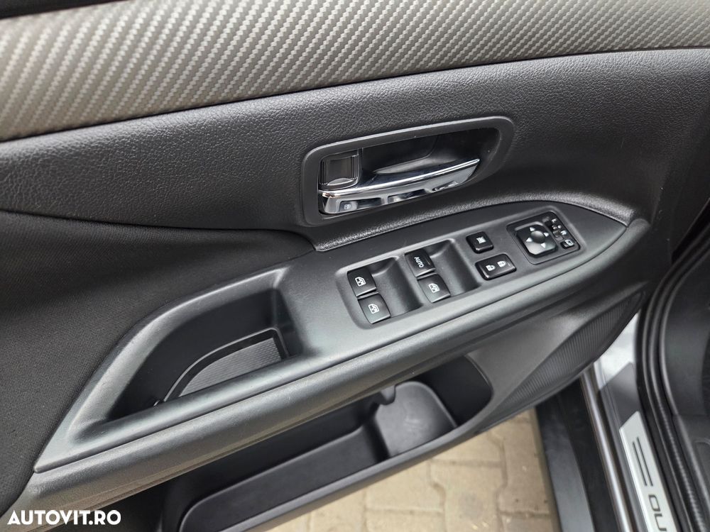 Mitsubishi Outlander 2.2 DI-D 4WD Automatik Edition 100+ - 18