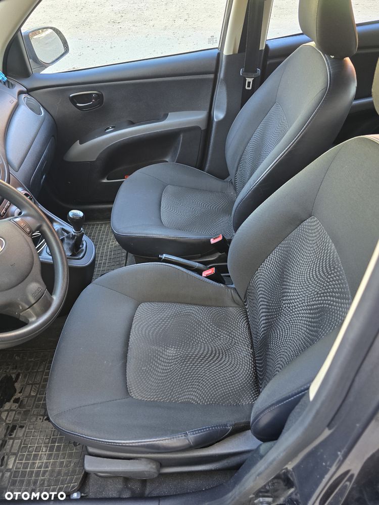 Hyundai i10 1.1 Comfort - 4