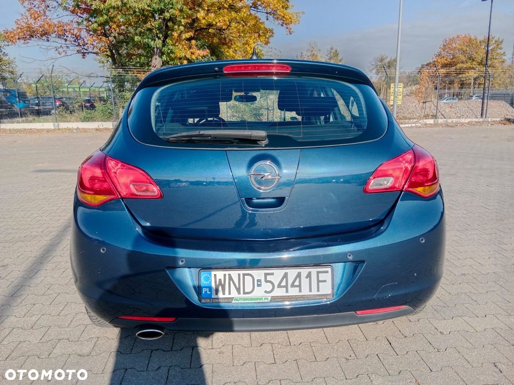 Opel Astra - 10