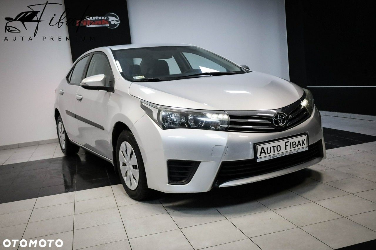 Toyota Corolla - 1