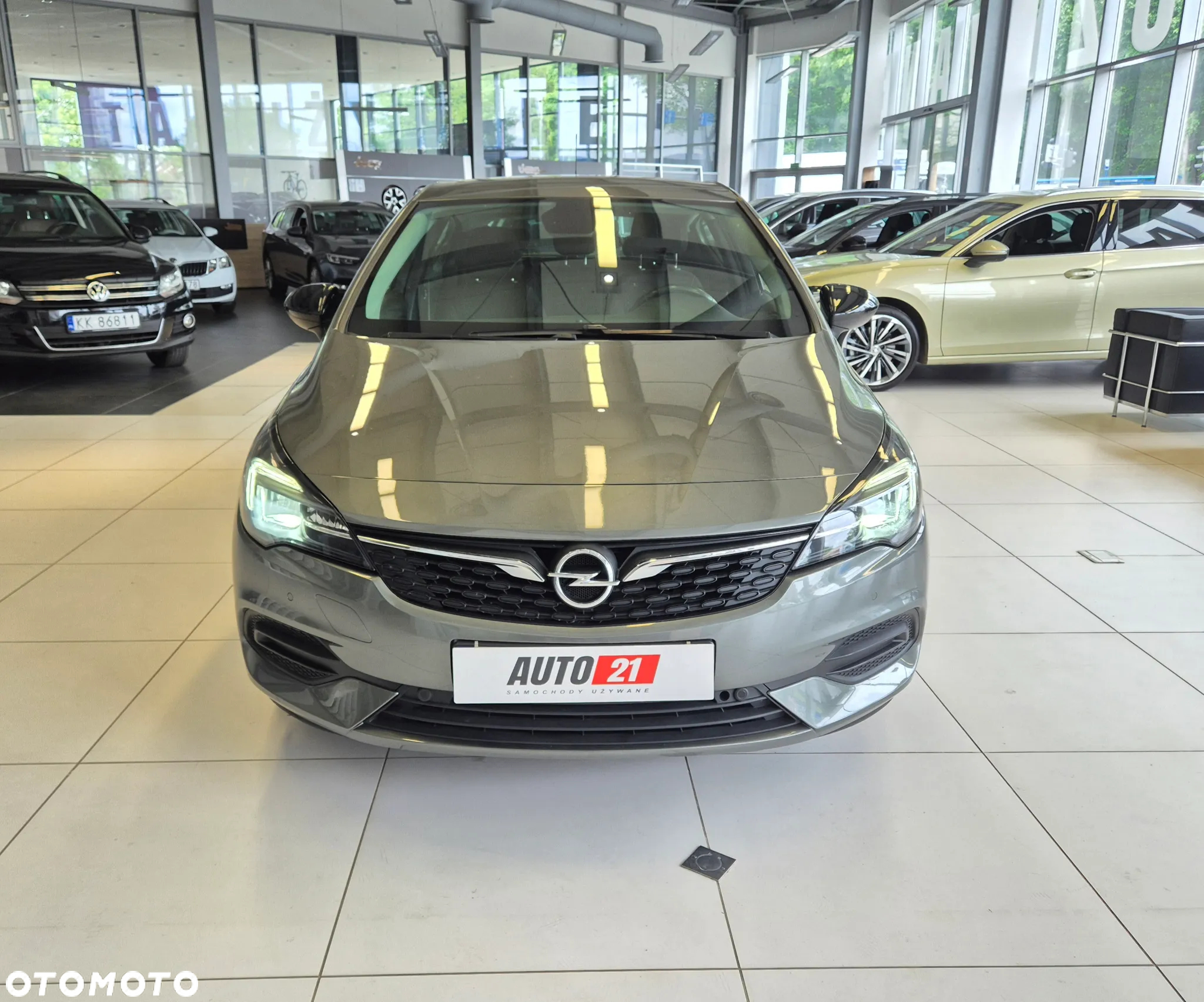 Opel Astra V 1.2 T Elegance S&S - 8