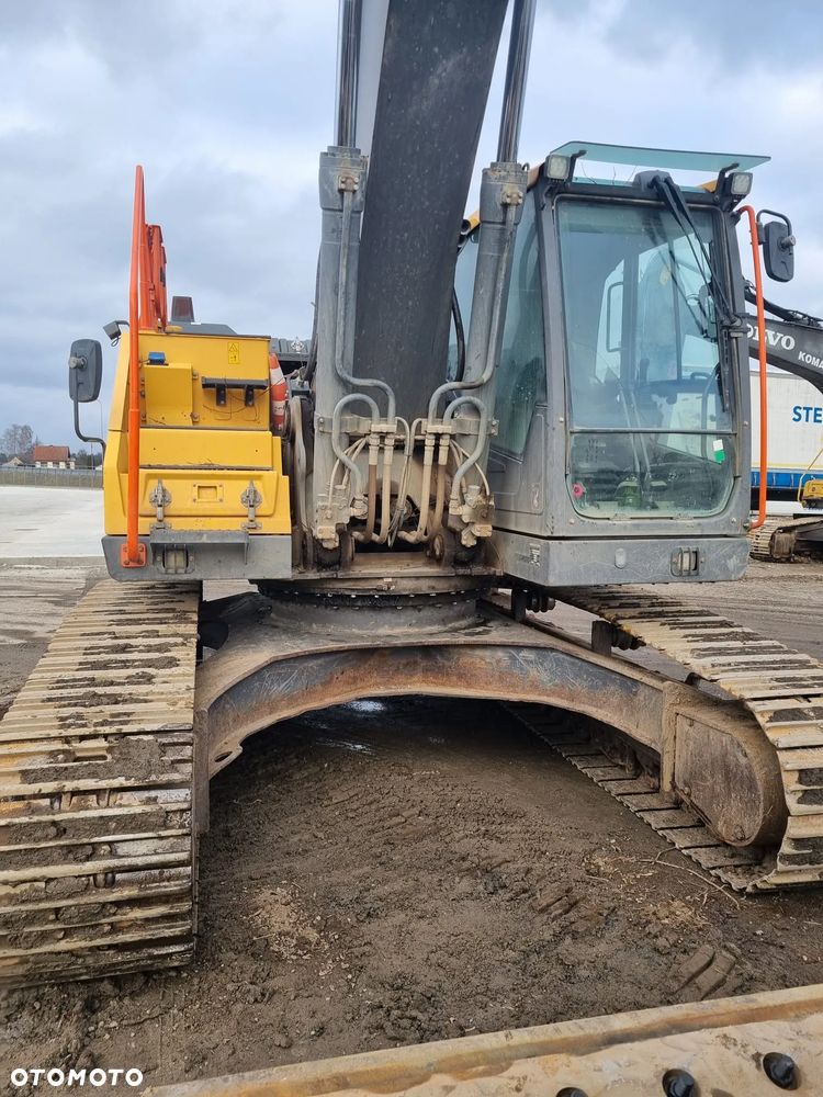 Volvo 250 - 5