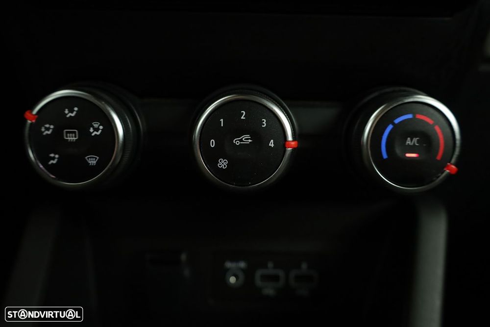 Renault Clio 1.0 TCe Evolution - 13