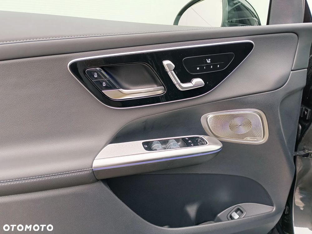 Mercedes-Benz GLC 300 de PHEV 4-Matic AMG Line - 8