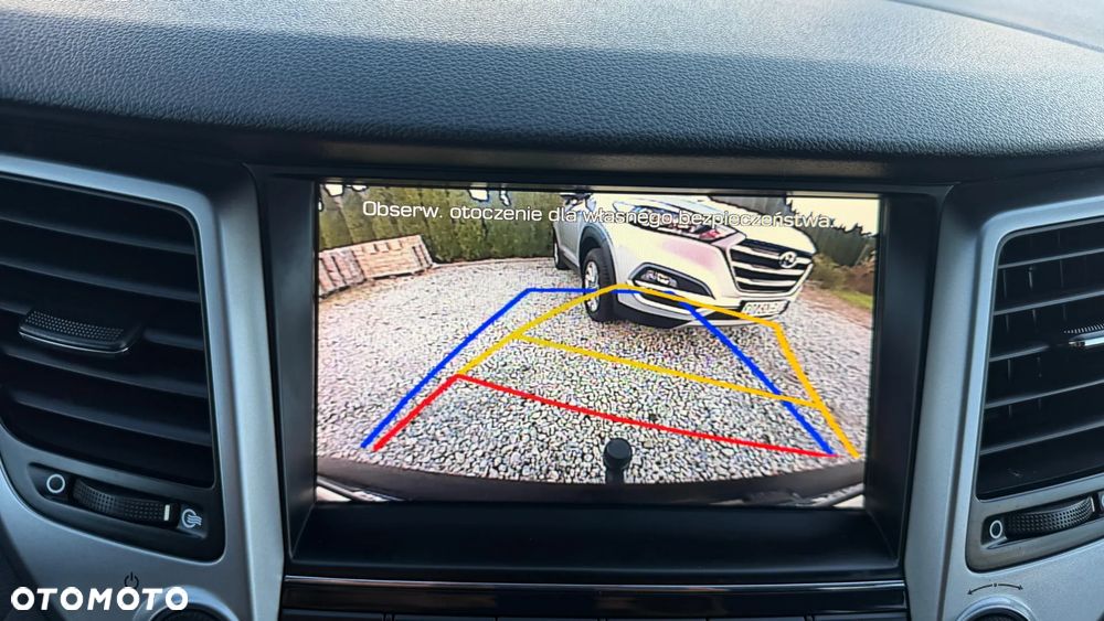 Hyundai Tucson 1.6 GDI BlueDrive Design 2WD - 23