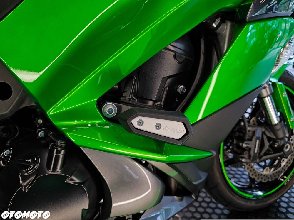 Kawasaki Ninja 1000 SX - 4