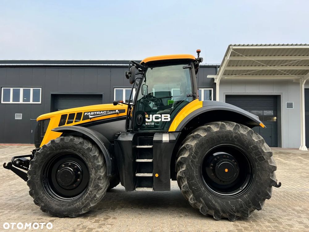 JCB Fastrac 8310 - 2
