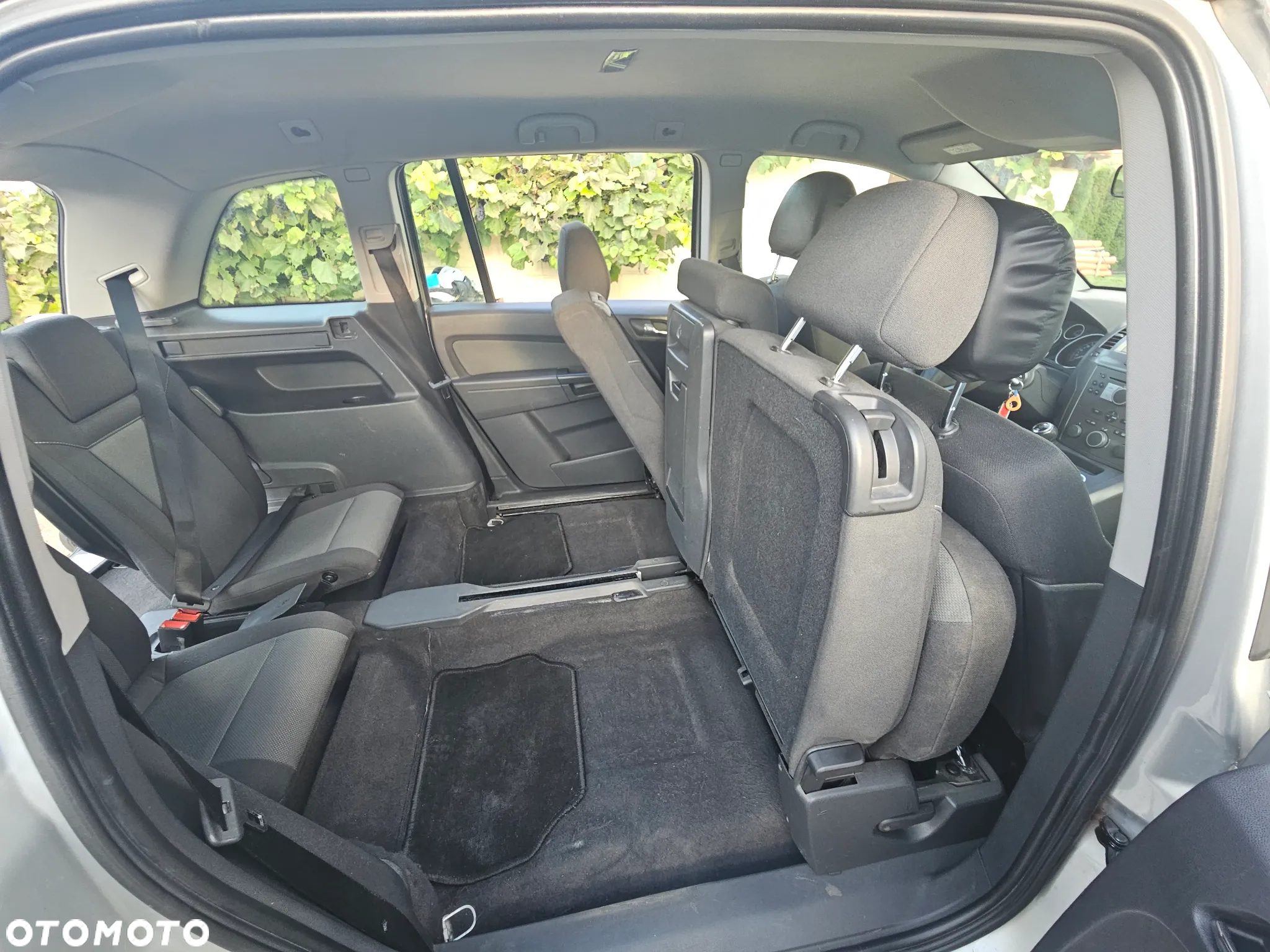 Opel Zafira 1.6 Enjoy - 11