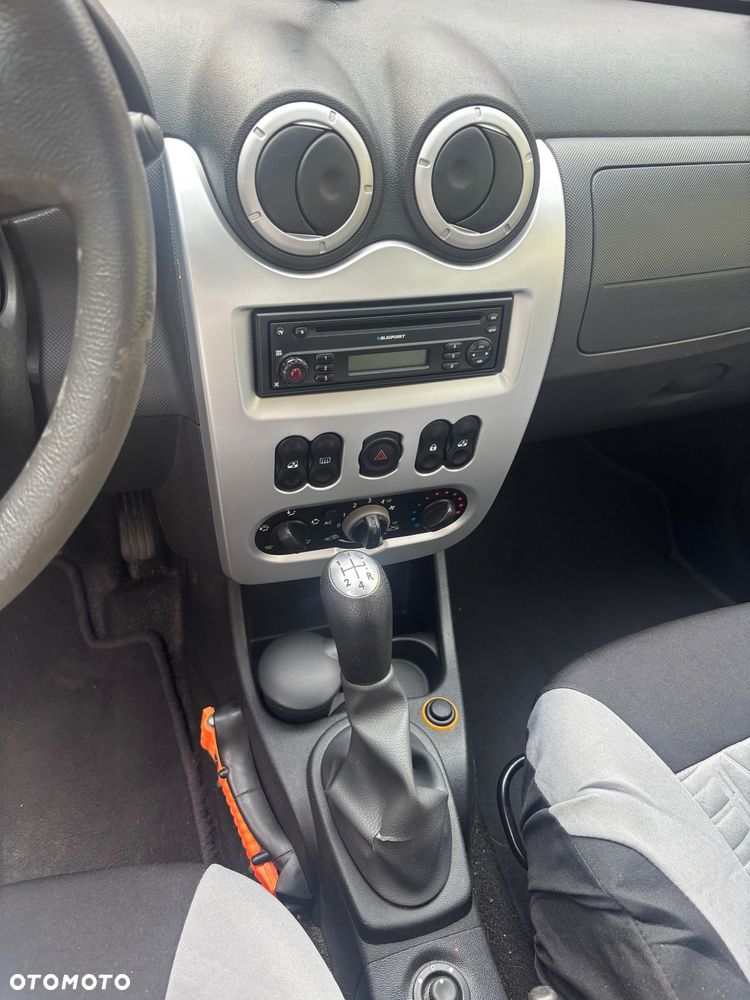 Dacia Sandero 1.4 MPI - 9