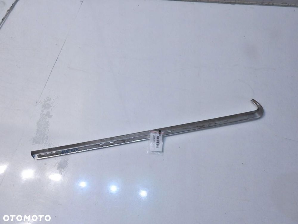 LISTWA KAROSERYJNA PRAWA AUDI A4 B7 AVANT 8E9853346C - 3