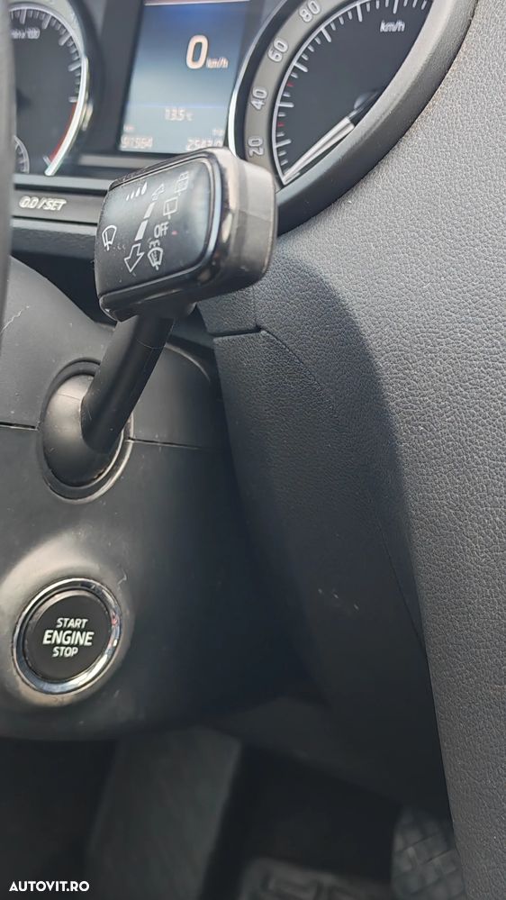 Skoda Octavia 2.0 TDI DSG Style - 7