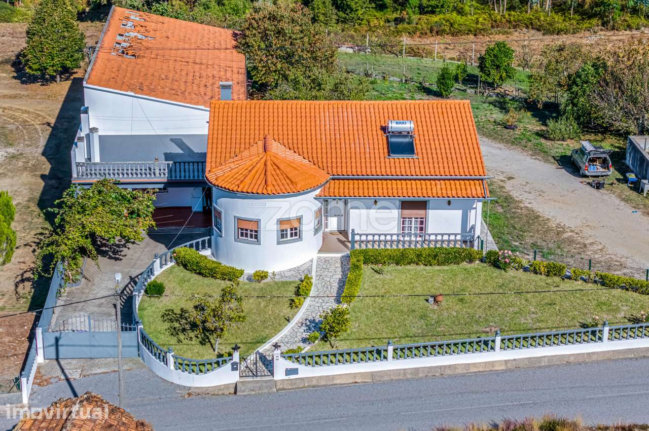 Moradia T4 com Anexos + de 3.000m2 Terreno |Pedrogão Grande - Grande imagem: 3/40