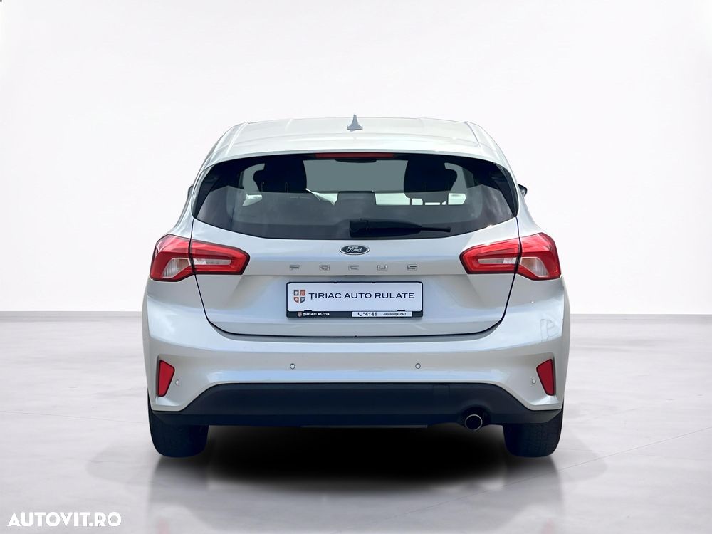 Ford Focus - 6