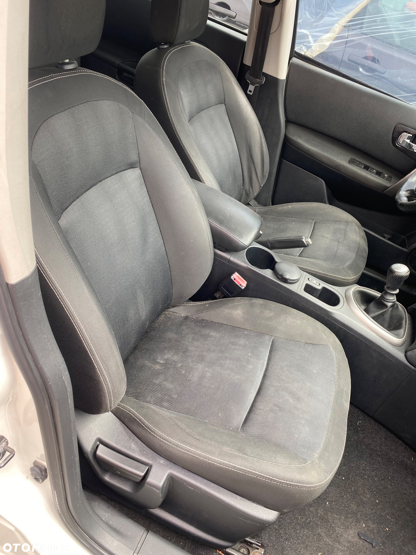 Nissan Qashqai+2 - 8