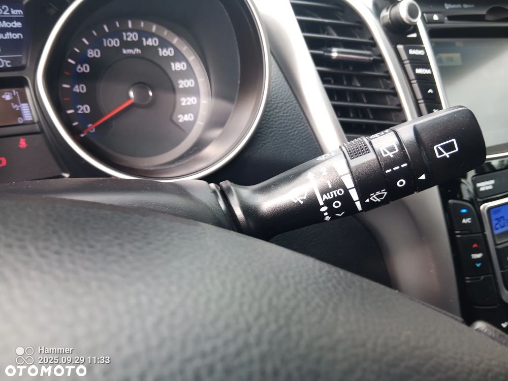 Hyundai i30 1.6 CRDi BlueDrive Go - 17