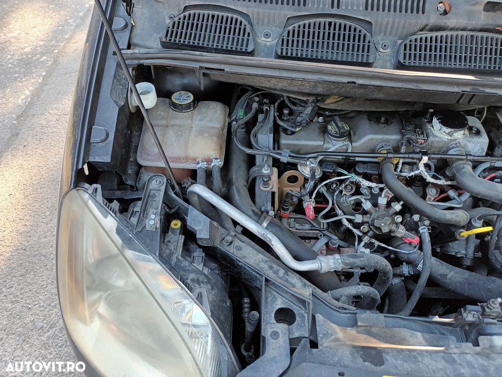 Dezmembrari  Ford C-MAX 1  2003  > 2010 1.8 TDCi Motorina - 33