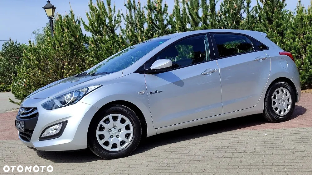 Hyundai i30 1.6 GDI Classic + - 11