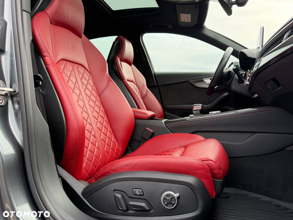 Audi S4 Limousine - 19