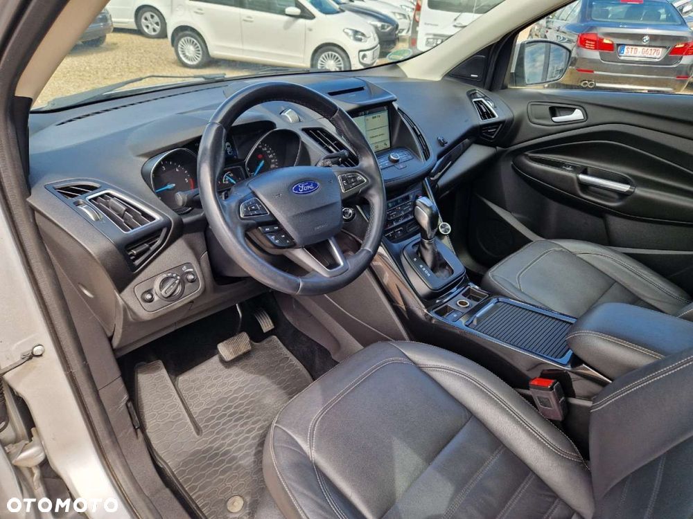 Ford Kuga 2.0 TDCi 4x4 Titanium - 6