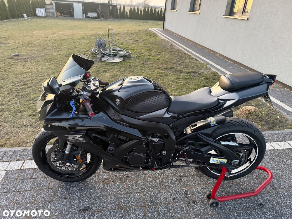 Suzuki GSX-R - 3