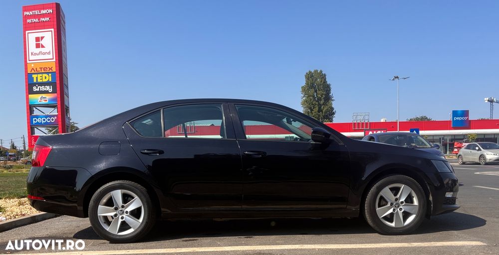 Skoda Octavia - 3