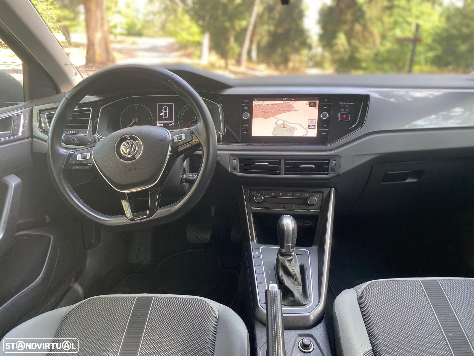 VW Polo 1.6 TDI Highline DSG - 16