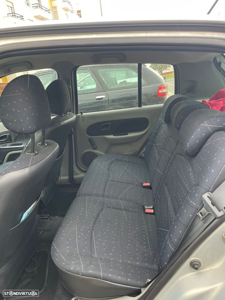 Renault Clio 1.2 16V Extreme - 10