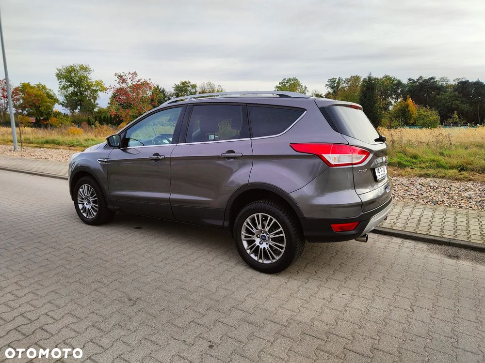 Ford Kuga 2.0 TDCi 4x4 Titanium - 4