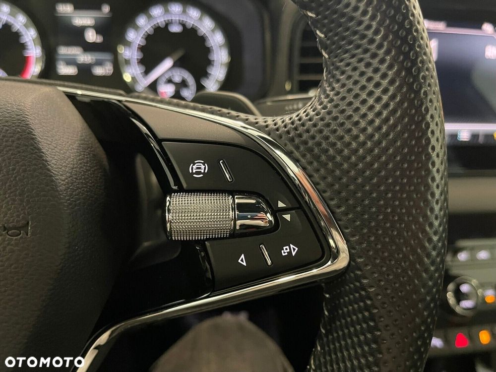 Skoda Karoq 1.5 TSI ACT 4x2 Sportline DSG - 23