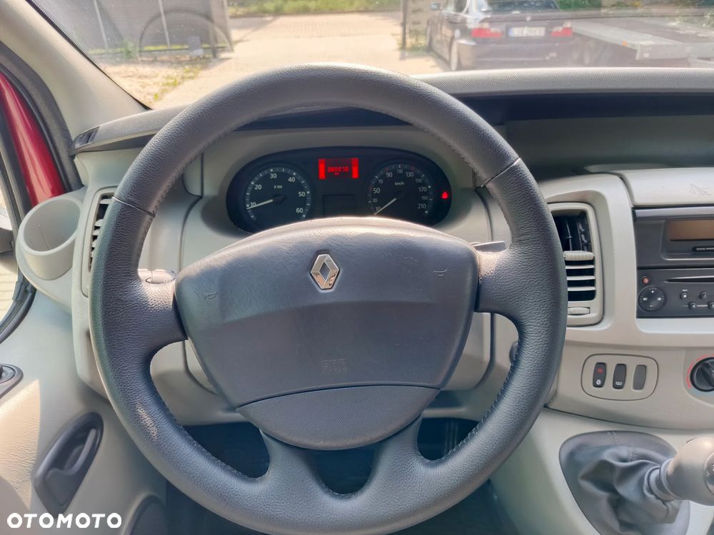 Renault Trafic L1H1 Passenger Lux - 11