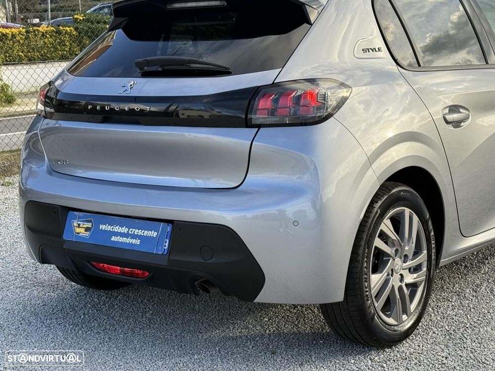 Peugeot 208 PureTech 100 Style - 11