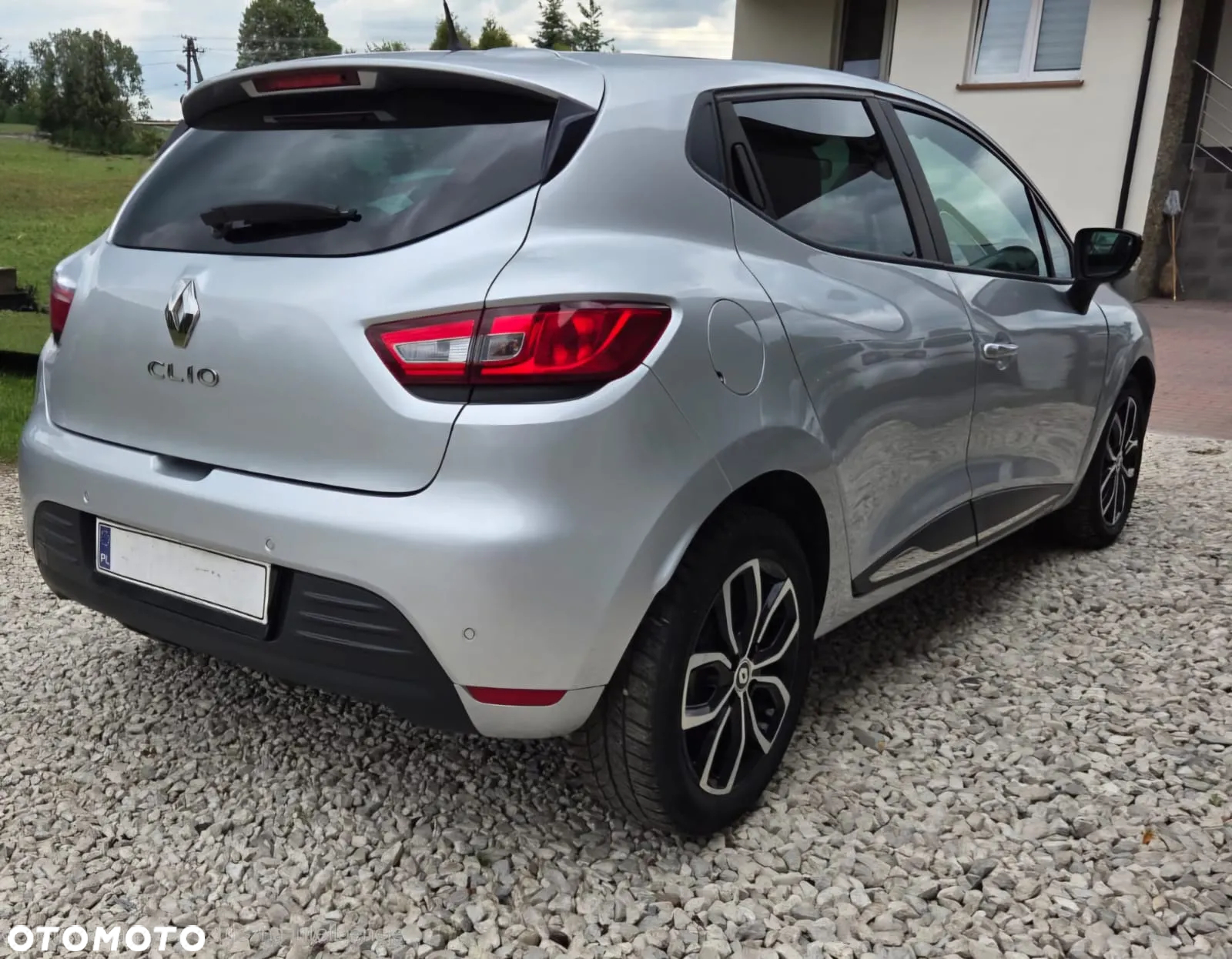 Renault Clio - 7
