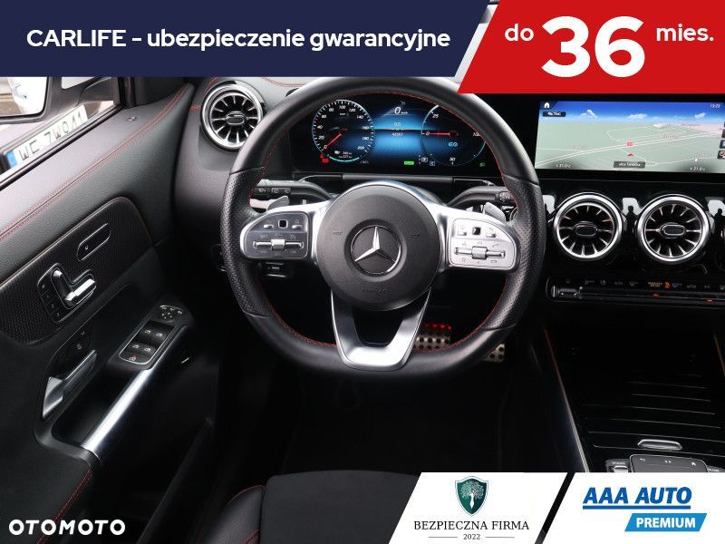 Mercedes-Benz EQA - 9