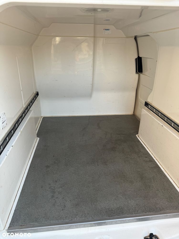 Volkswagen CADDY - 14